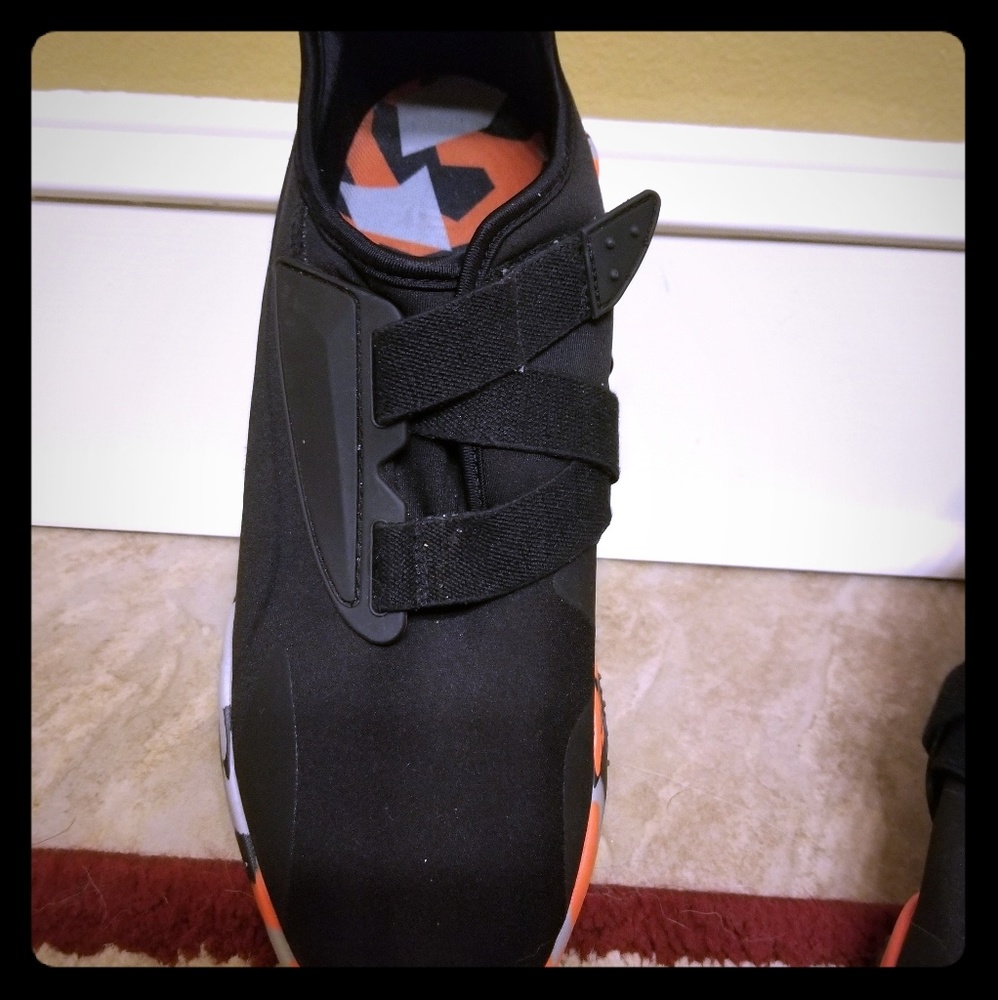Men's shoes
